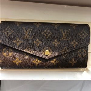 Louis Vuitton Wallet